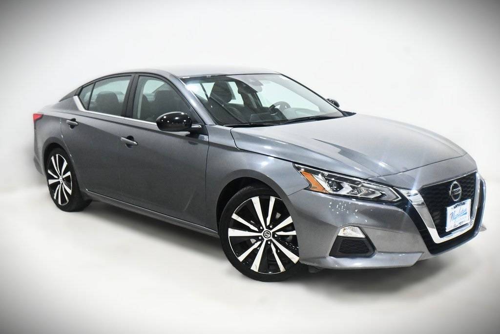 2022 Nissan Altima SR — Sedan — 51,789 mi — Lansing, IL