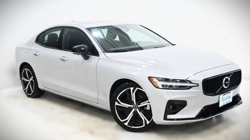 2024 Volvo S60 Plus — Sedan — 25,604 mi — Lansing, IL