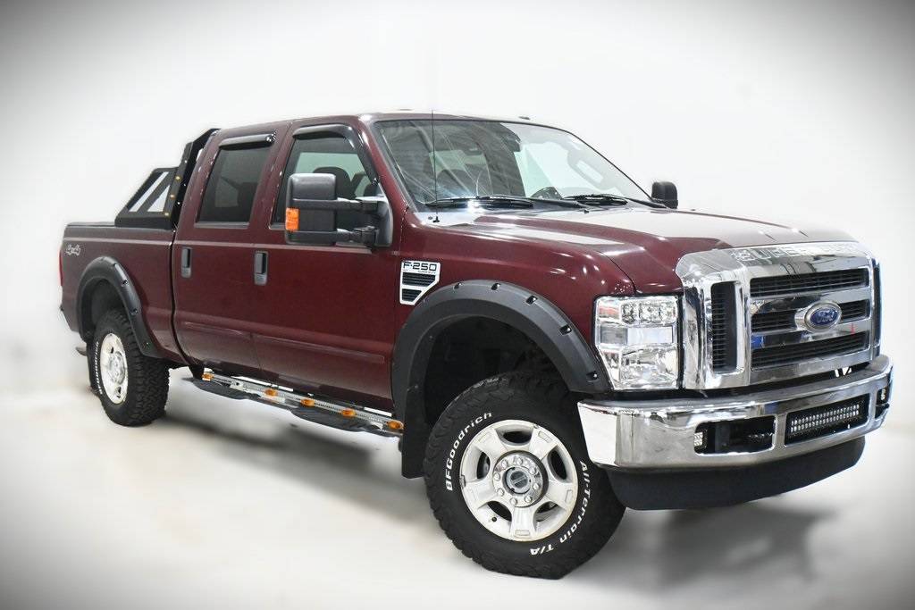 2010 Ford Super Duty F-250 XLT — Pickup Truck — 105,292 mi — Lansing, IL