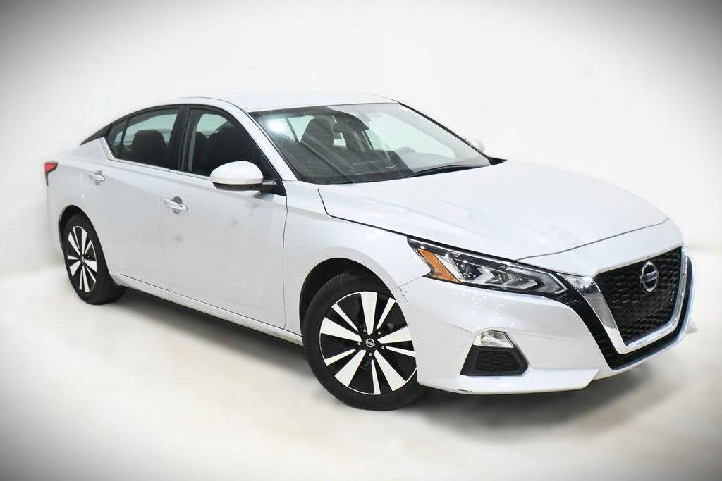 2022 Nissan Altima SV — Sedan — 63,623 mi — Lansing, IL