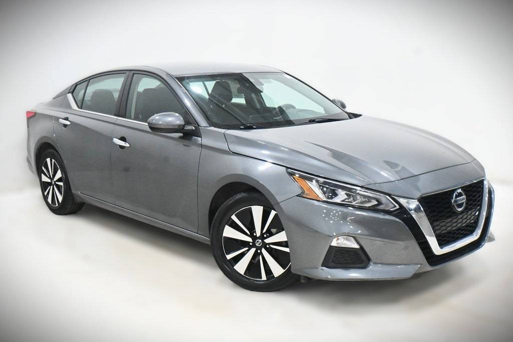 2022 Nissan Altima SV — Sedan — 60,442 mi — Lansing, IL