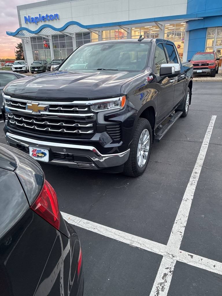 2022 Chevrolet Silverado 1500 LTZ — Pickup Truck — 37,733 mi — Lansing, IL