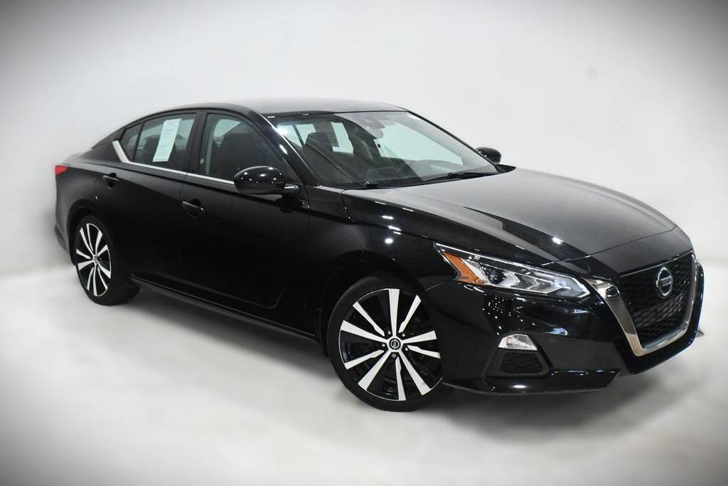2020 Nissan Altima SR — Sedan — 70,483 mi — Lansing, IL