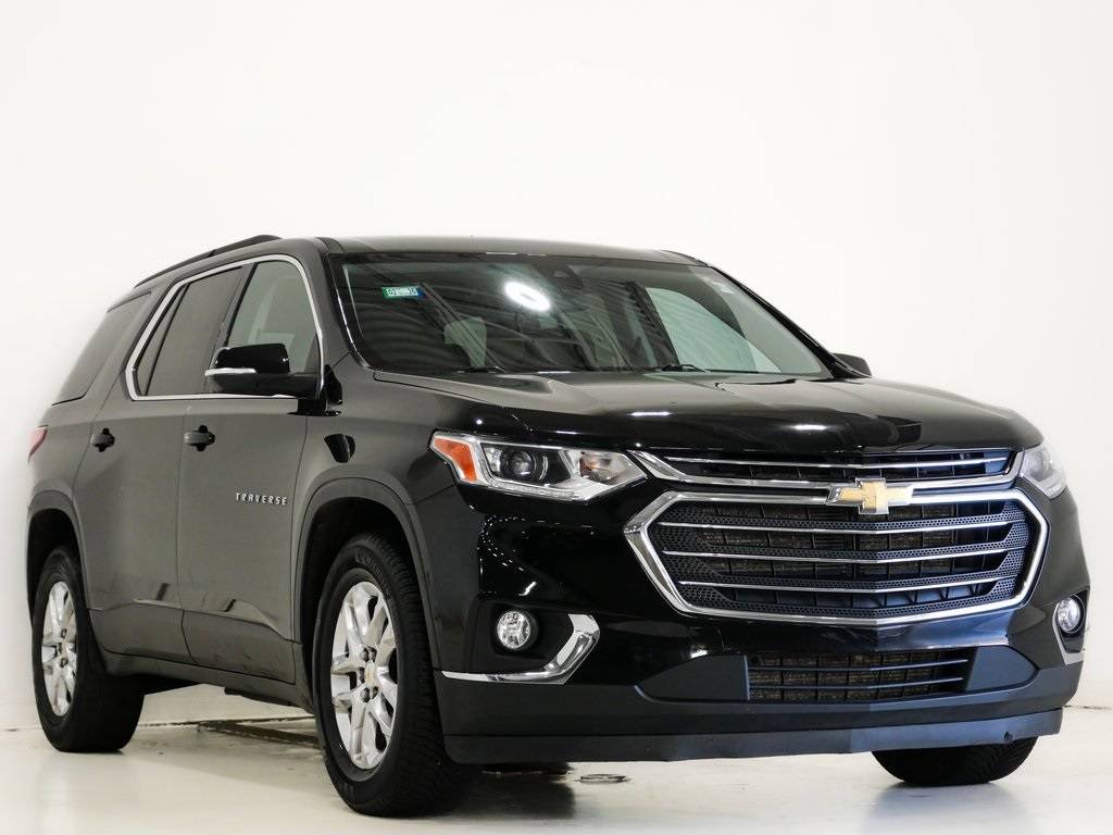2021 Chevrolet Traverse LT Cloth — SUV — 110,639 mi — Lansing, IL