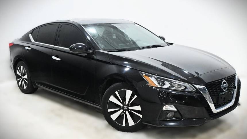 2019 Nissan Altima SL — Sedan — 92,040 mi — Lansing, IL