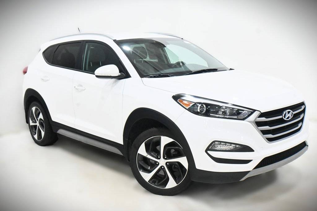 2017 Hyundai Tucson Sport — SUV — 85,108 mi — Lansing, IL