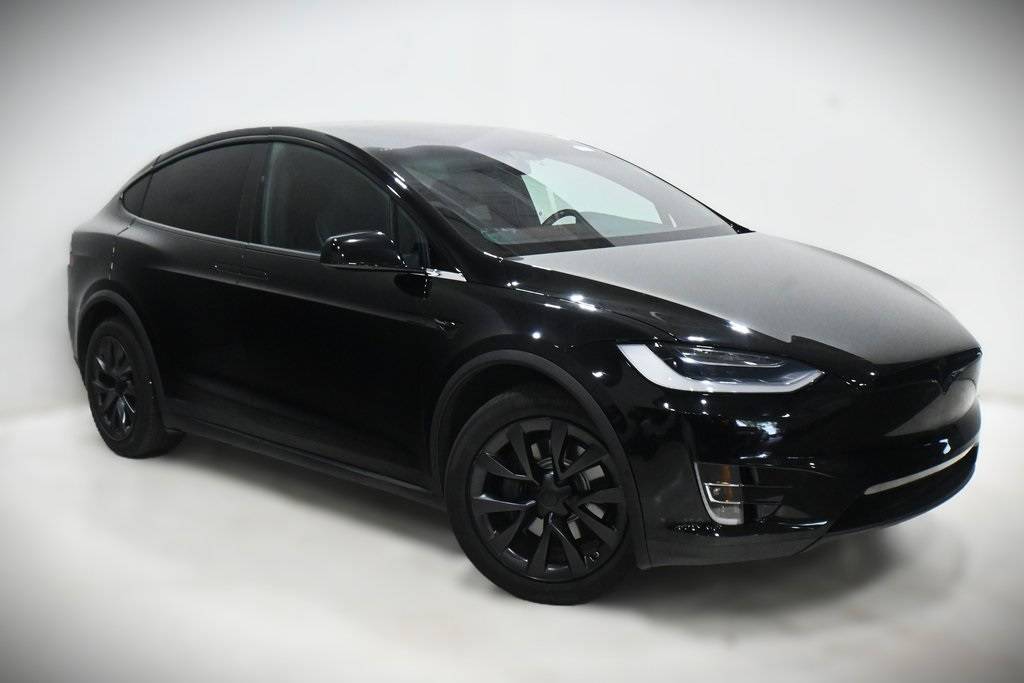 2018 Tesla Model X 75D — SUV — 67,832 mi — Lansing, IL