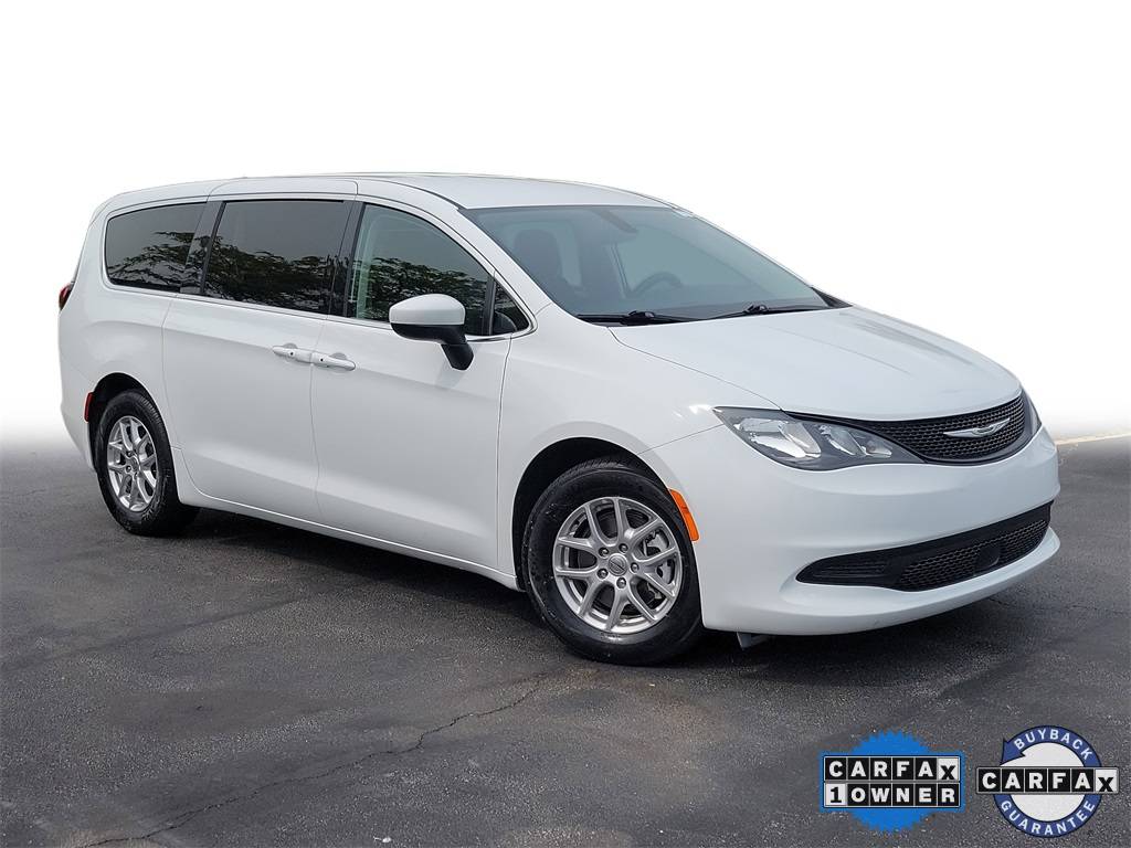 2022 Chrysler Voyager LX — Minivan — 57,520 mi — Calumet City, IL