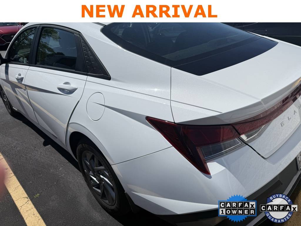 2024 Hyundai Elantra SEL — Sedan — 4,900 mi — Calumet City, IL