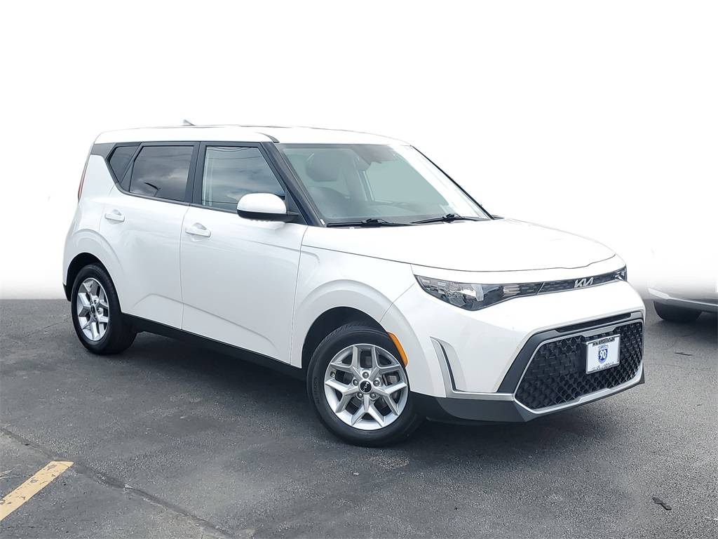 2023 Kia Soul LX — Hatchback — 67,164 mi — Calumet City, IL