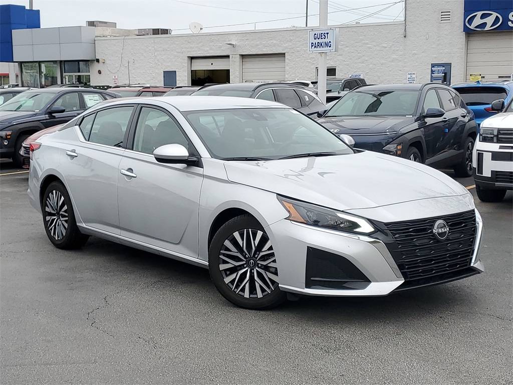 2023 Nissan Altima SV — Sedan — 55,018 mi — Calumet City, IL