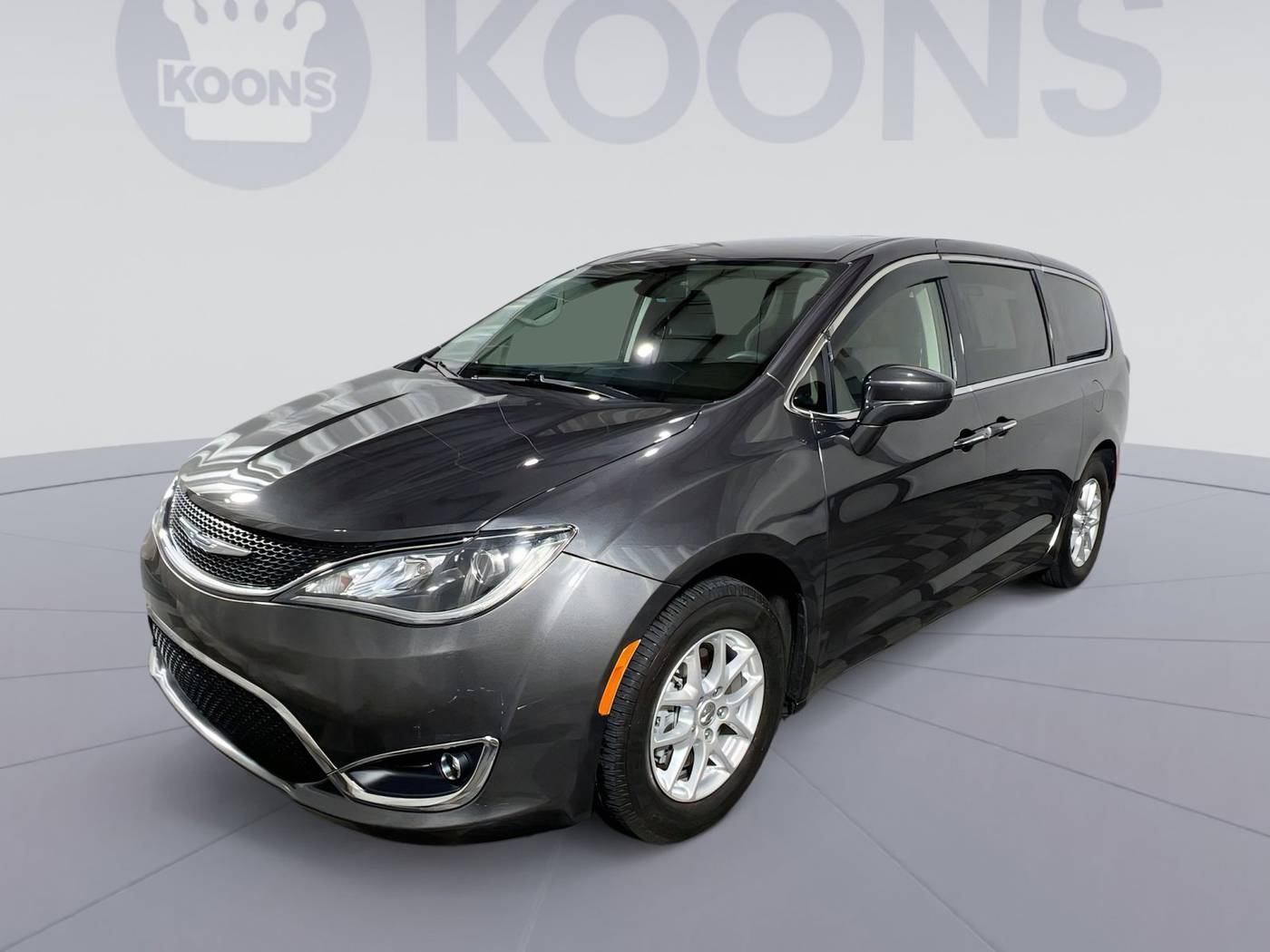 2020 Chrysler Pacifica Touring — Minivan — 77,827 mi — Woodbridge, VA