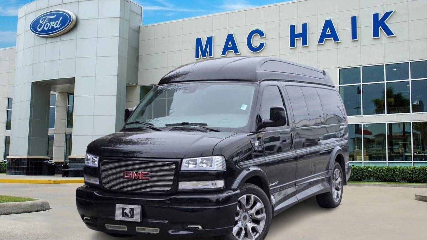 2024 GMC Savana Cargo Van Base — Cargo Van — 2,894 mi — Houston, TX