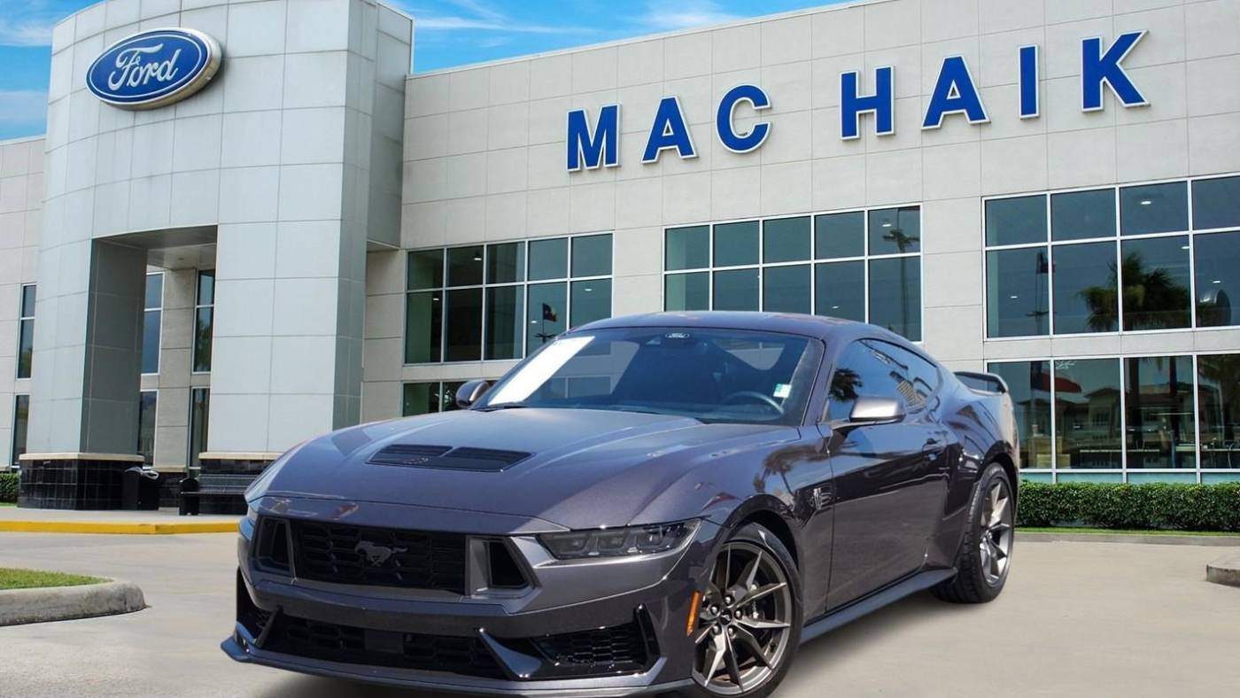2024 Ford Mustang Dark Horse — Coupe — 8,828 mi — Houston, TX
