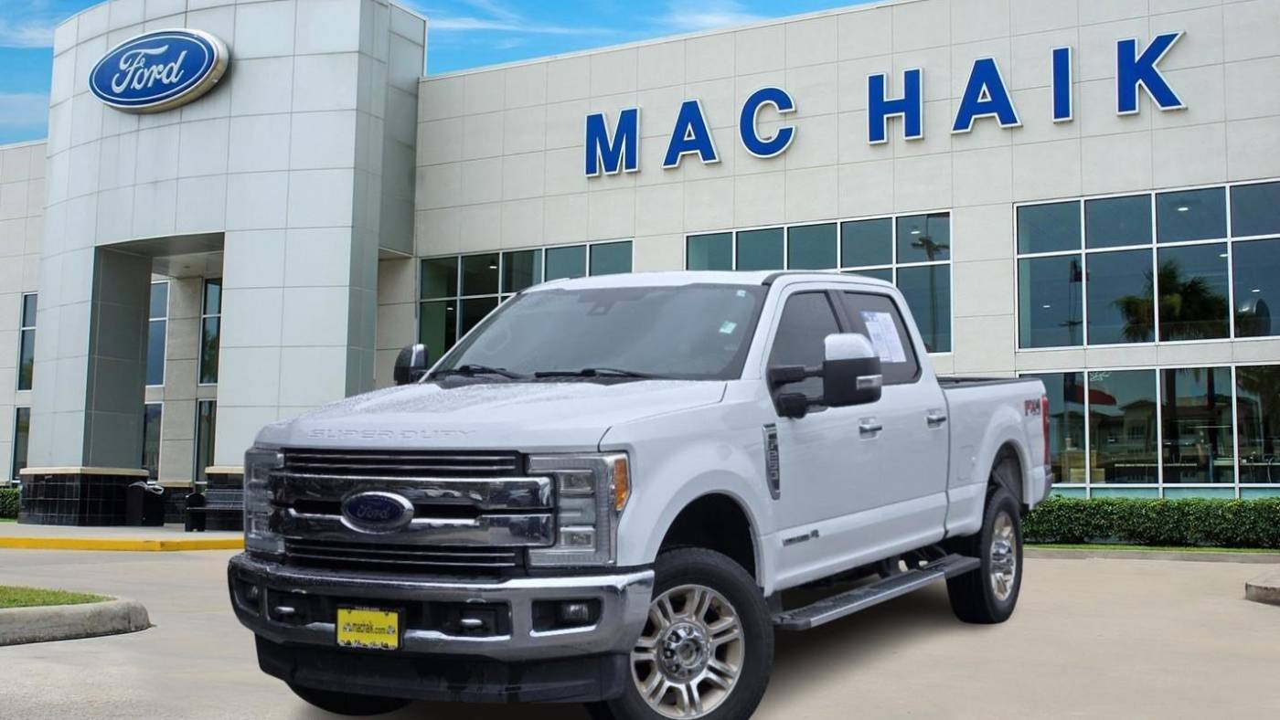 2017 Ford Super Duty F-250 Lariat — Pickup Truck — 142,884 mi — Houston, TX