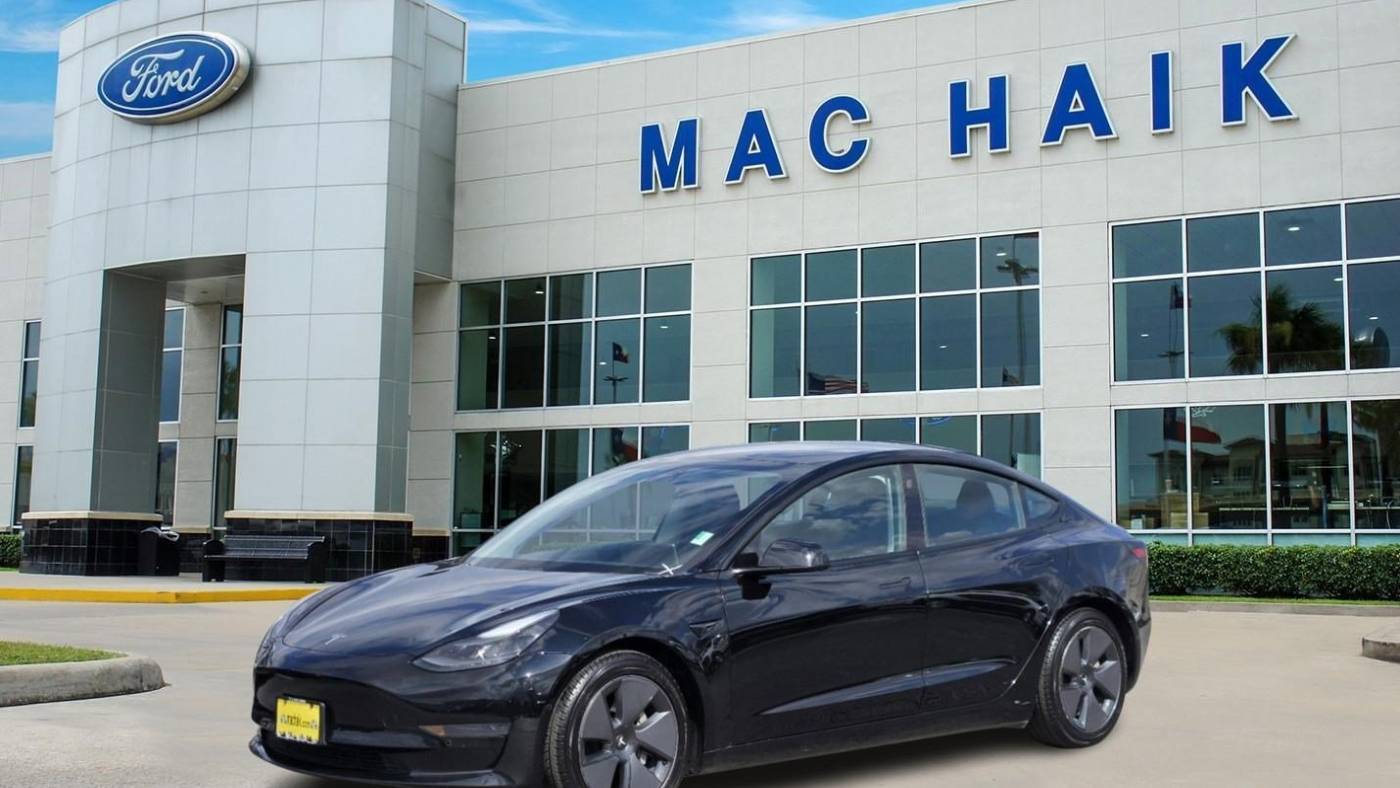 2021 Tesla Model 3 Standard Range Plus — Sedan — 61,095 mi — Houston, TX