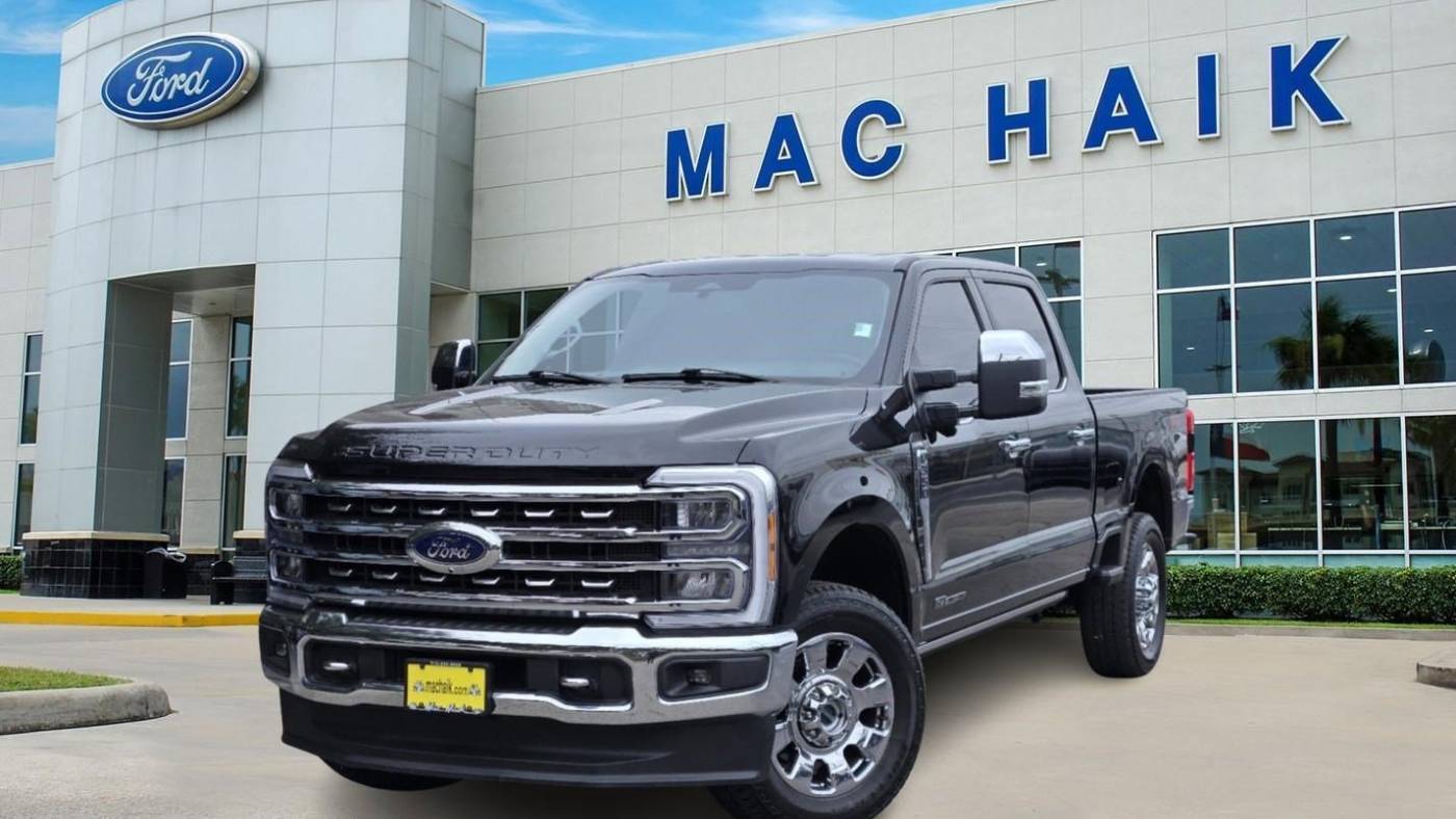 2023 Ford Super Duty F-350 LARIAT — Pickup Truck — 11,292 mi — Houston, TX