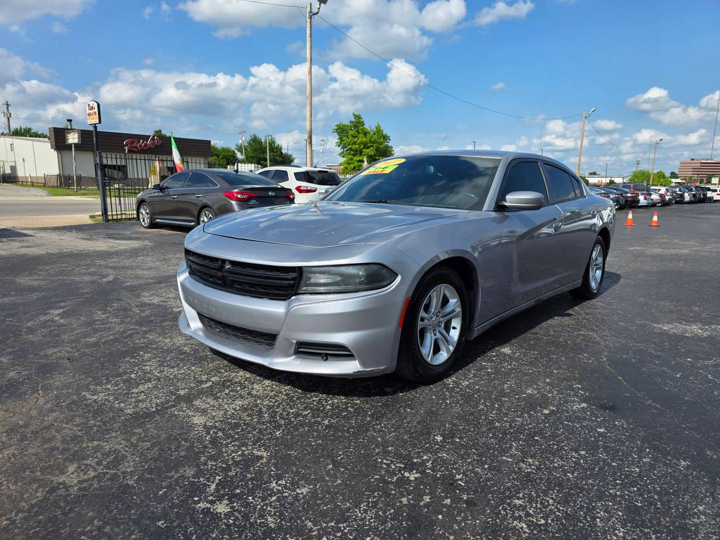 2017 Dodge Charger SE
