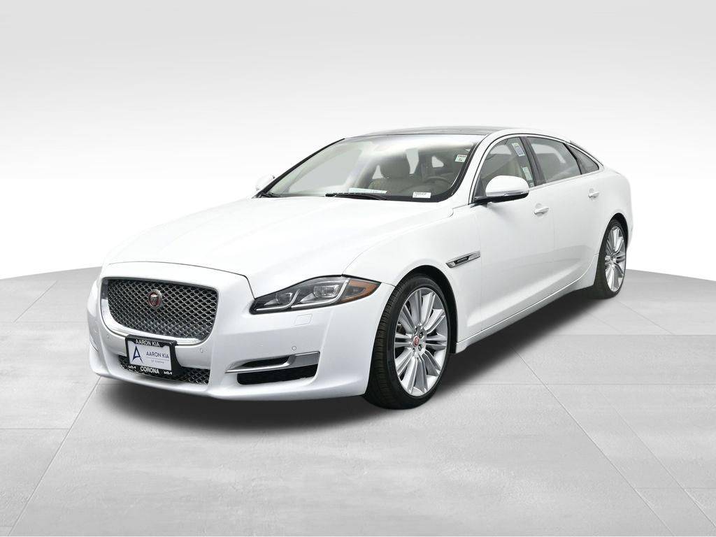 2016 Jaguar XJ Supercharged