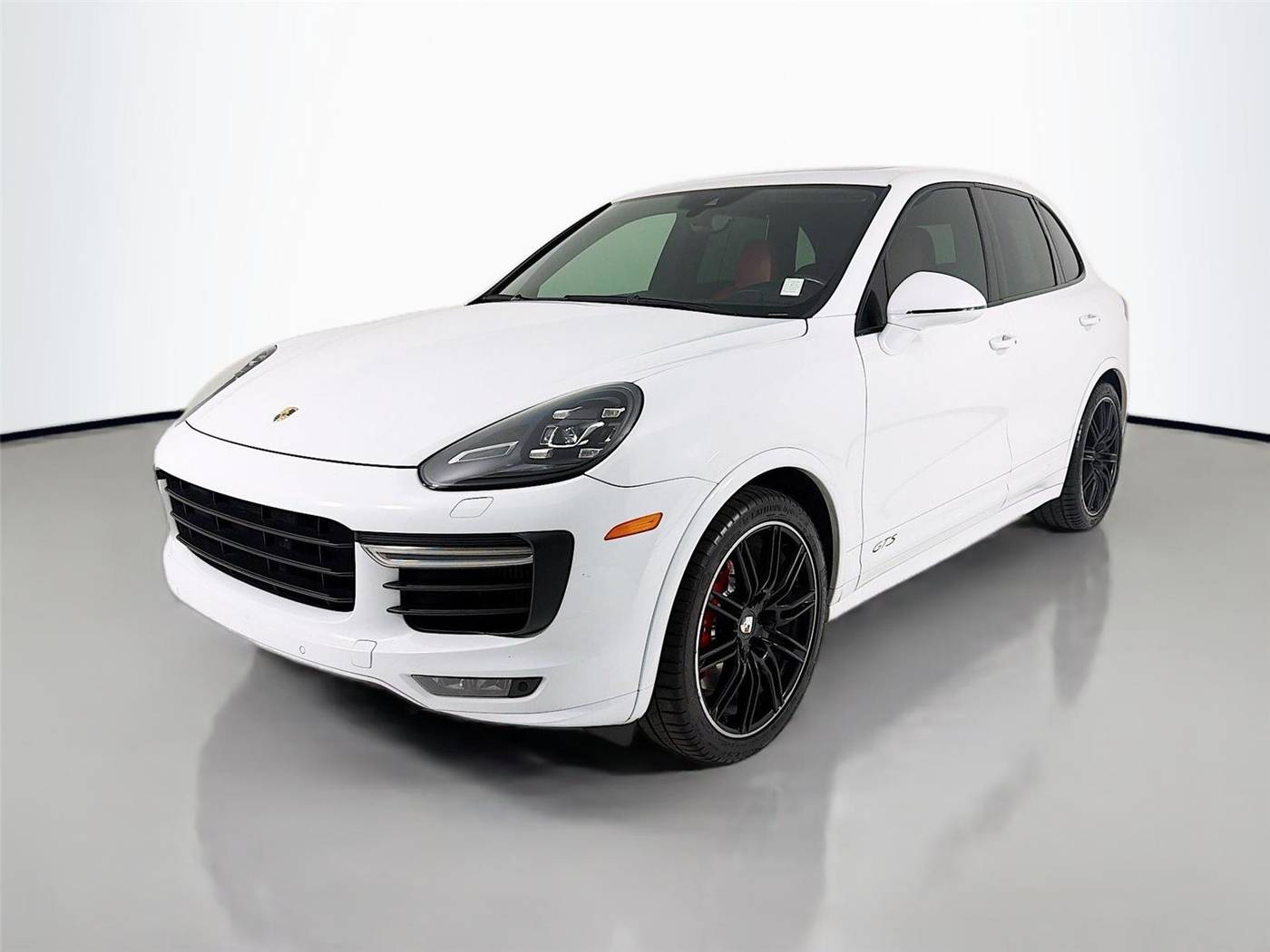 2016 Porsche Cayenne GTS