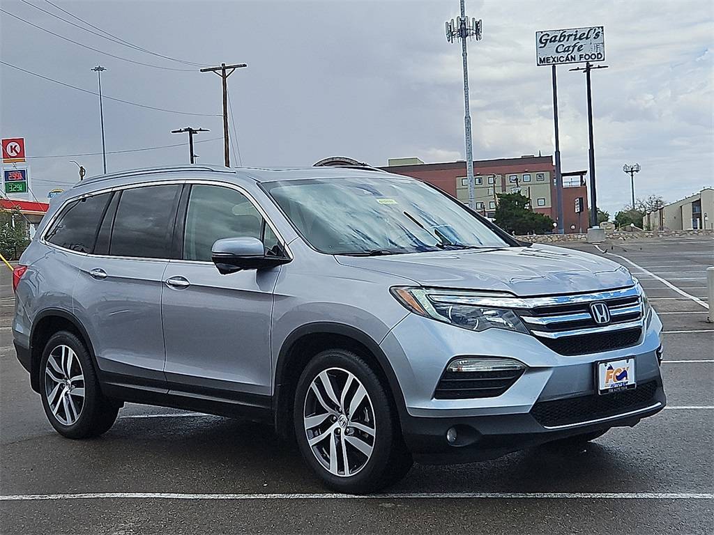 2017 Honda Pilot Touring — SUV — 115,014 mi — El Paso, TX