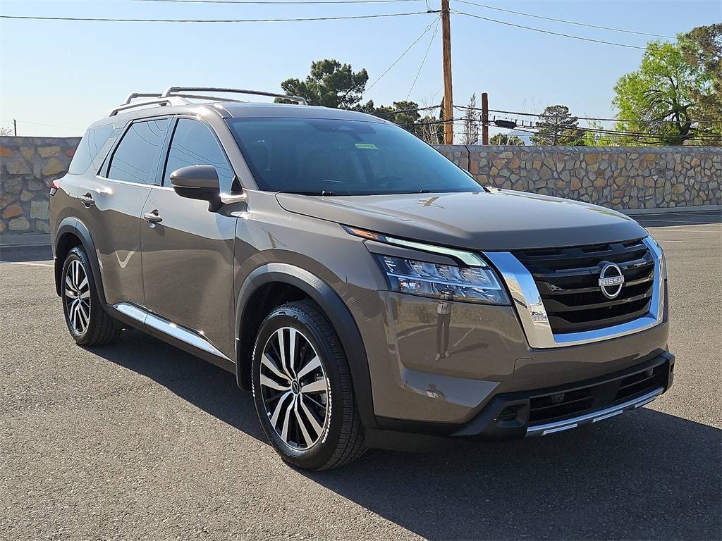 2024 Nissan Pathfinder Platinum — SUV — 11,900 mi — El Paso, TX