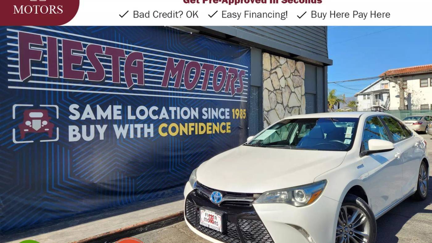 2017 Toyota Camry Hybrid SE — Sedan — 127,194 mi — Ontario, CA