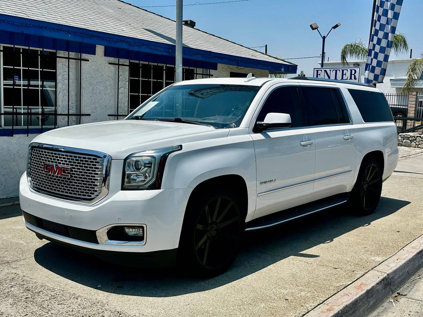 2017 GMC Yukon Denali — SUV — 102,756 mi — Colton, CA