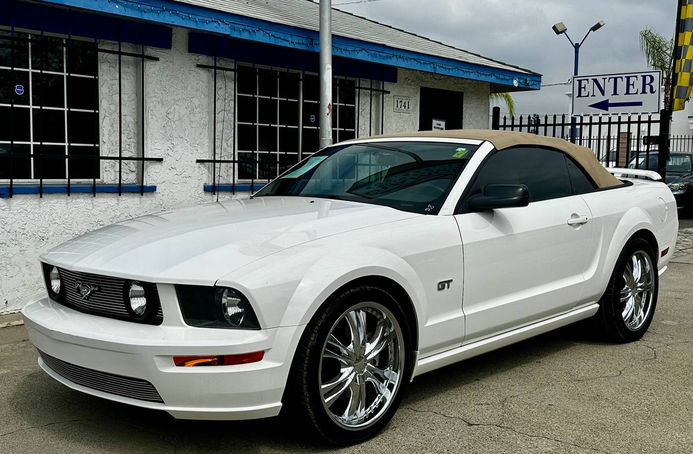 2006 Ford Mustang GT Premium