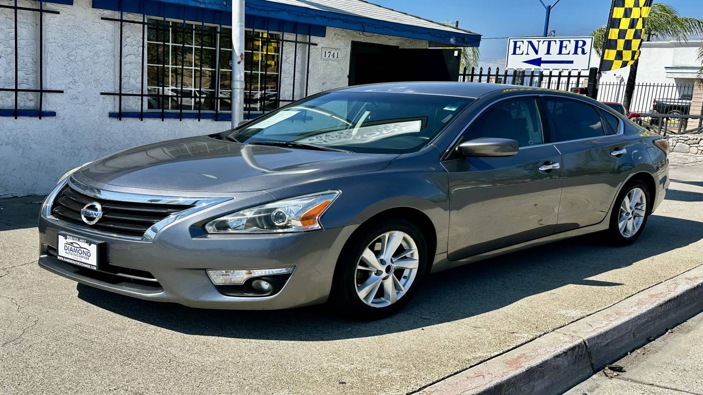2015 Nissan Altima 2.5 SV — Sedan — 103,687 mi — Colton, CA