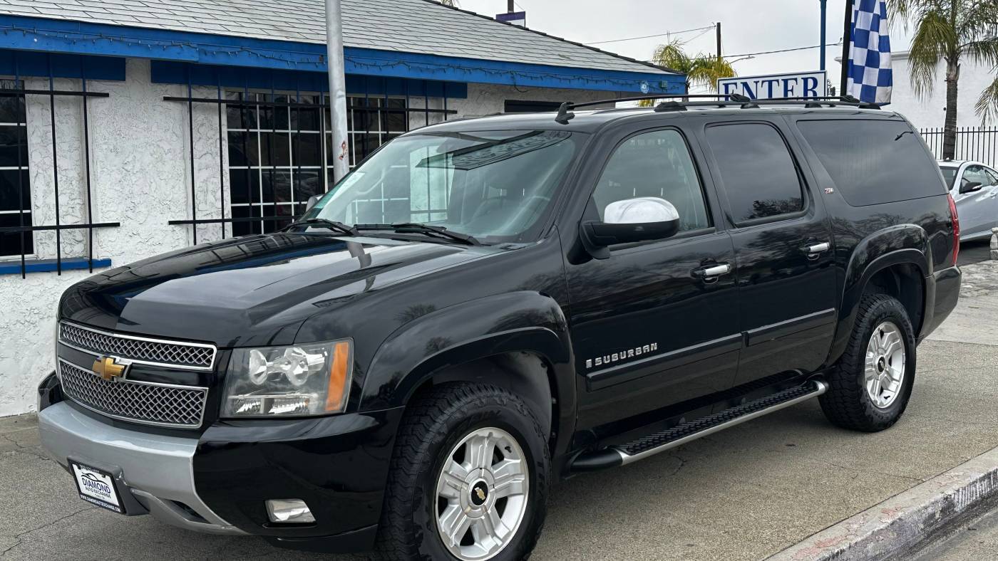 2007 Chevrolet Suburban LT — SUV — 118,239 mi — Colton, CA