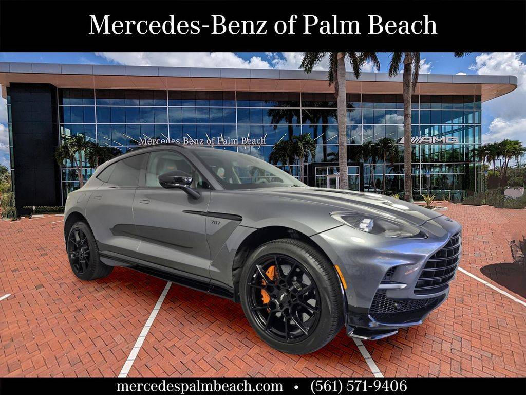 2023 Aston Martin DBX 707