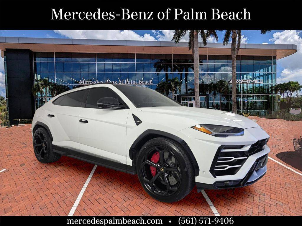 2019 Lamborghini Urus Standard