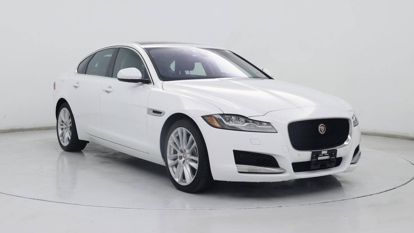 2016 Jaguar XF Prestige