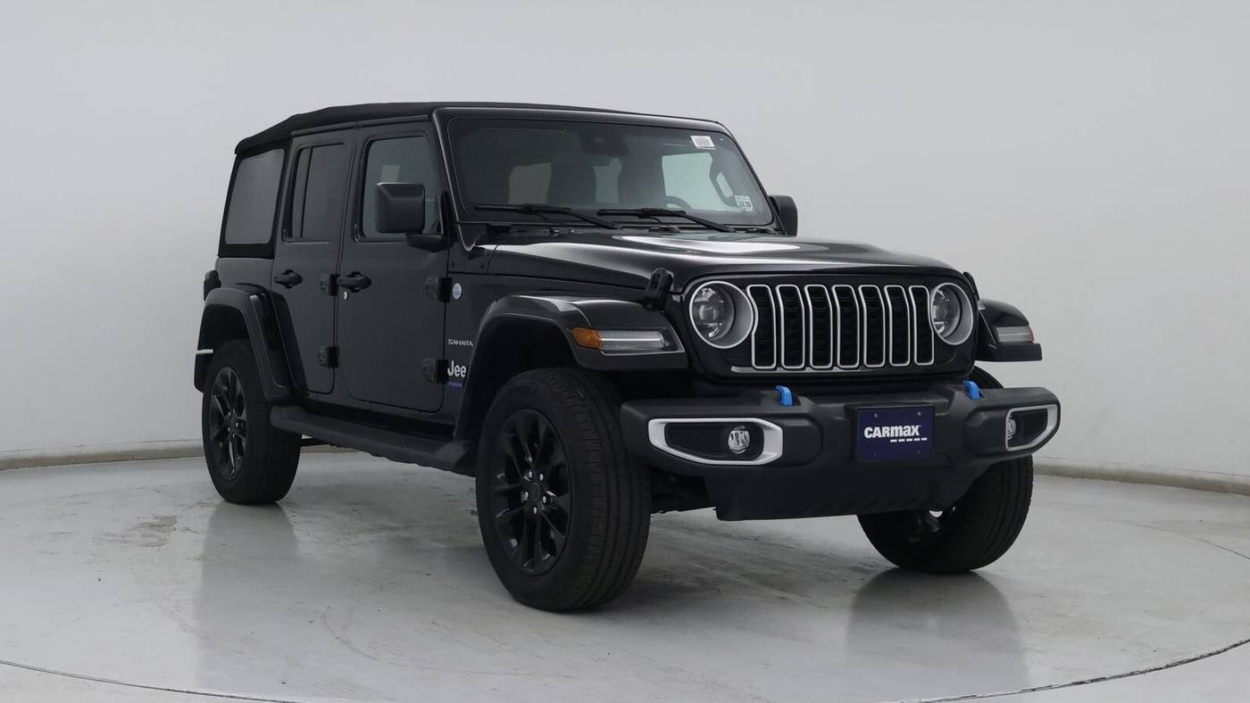 2024 Jeep Wrangler Sahara