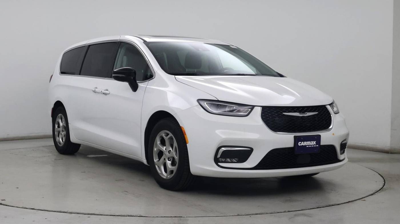 2024 Chrysler Pacifica Limited — Minivan — 8,898 mi — Sicklerville, NJ