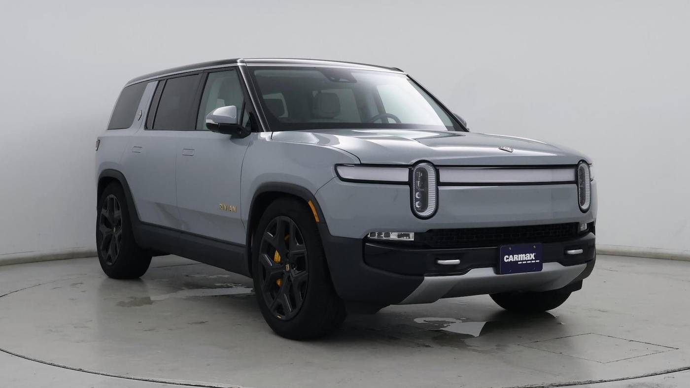 2023 Rivian R1S