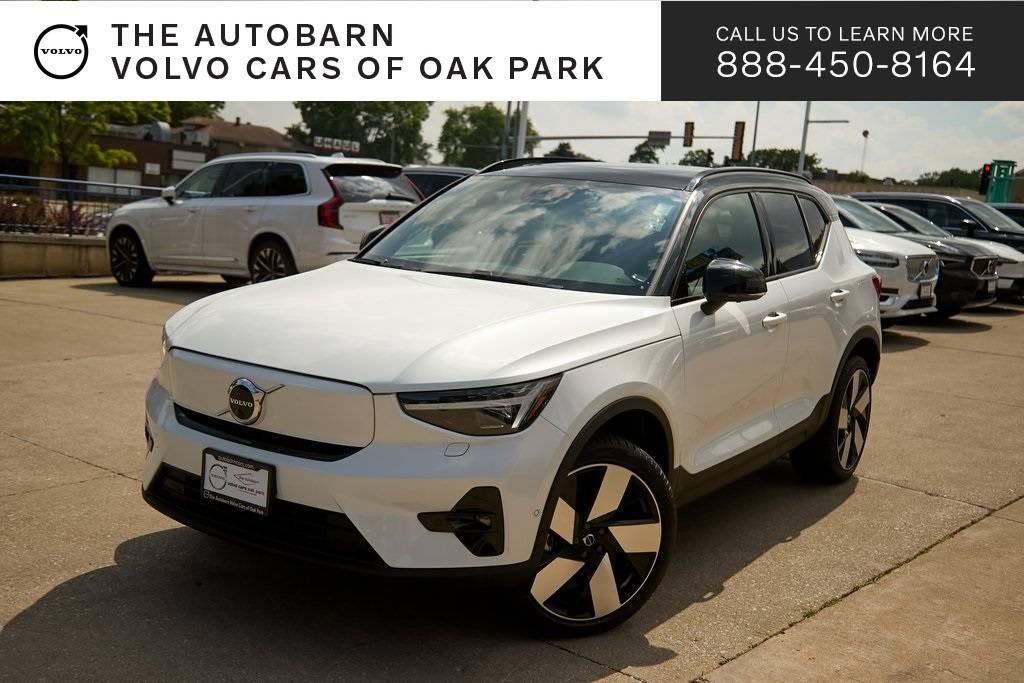 2023 Volvo XC40 Recharge Ultimate — SUV — 23,078 mi — Oak Park, IL