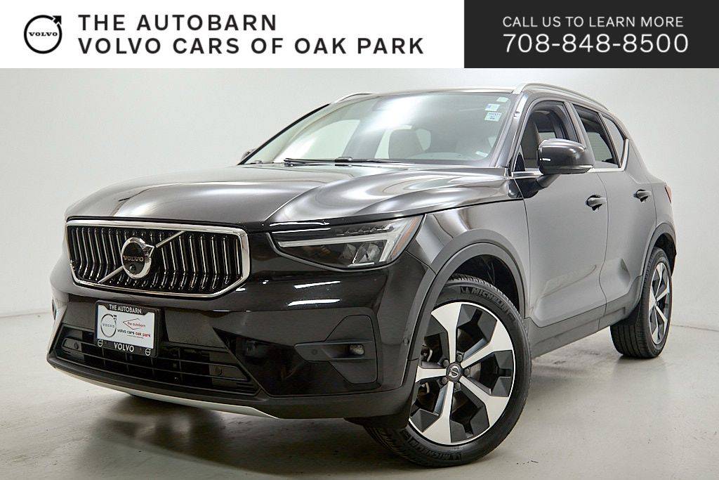 2023 Volvo XC40 Plus — SUV — 52,848 mi — Oak Park, IL