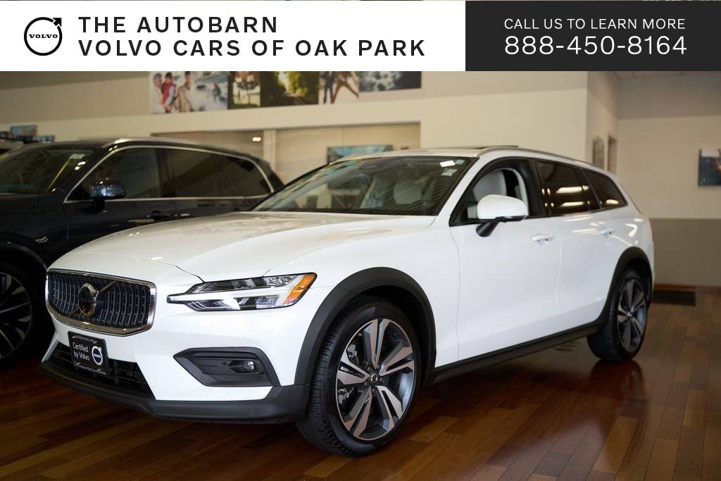 2025 Volvo V60 Cross Country Plus — Wagon — 7,602 mi — Oak Park, IL