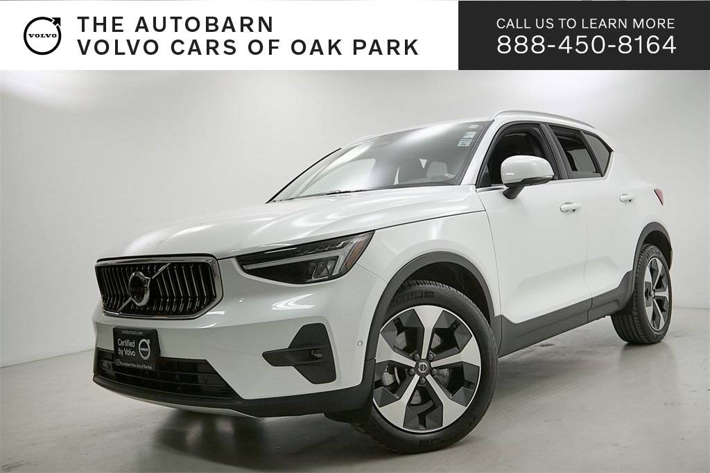 2025 Volvo XC40 Plus — SUV — 16,398 mi — Oak Park, IL