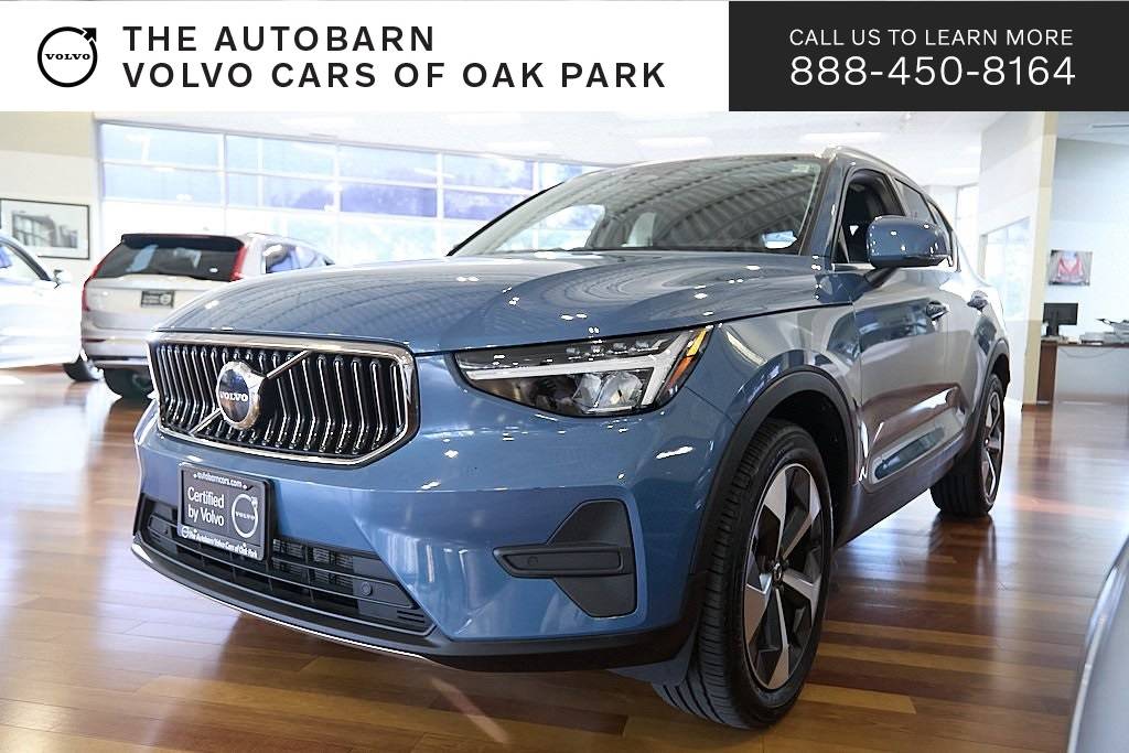2024 Volvo XC40 Core — SUV — 22,193 mi — Oak Park, IL