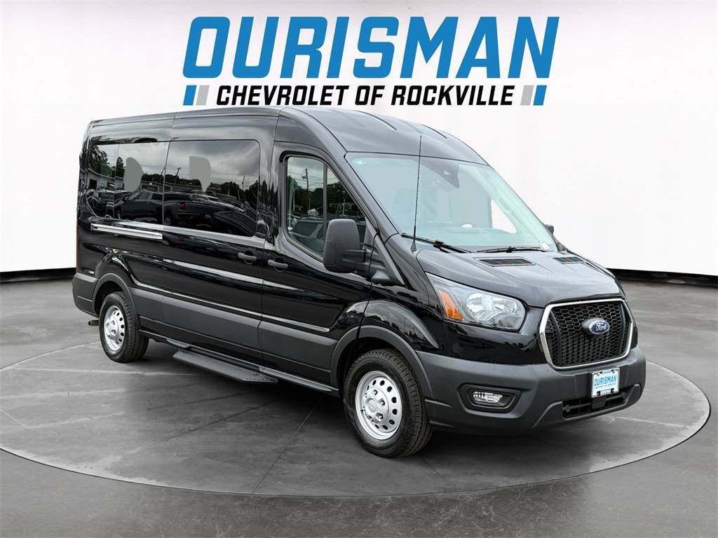2025 Ford Transit Passenger Wagon XLT — Passenger Van — 150 mi — Rockville, MD