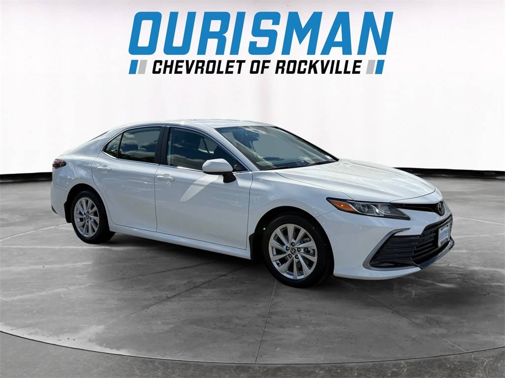 2024 Toyota Camry LE — Sedan — 20,985 mi — Rockville, MD