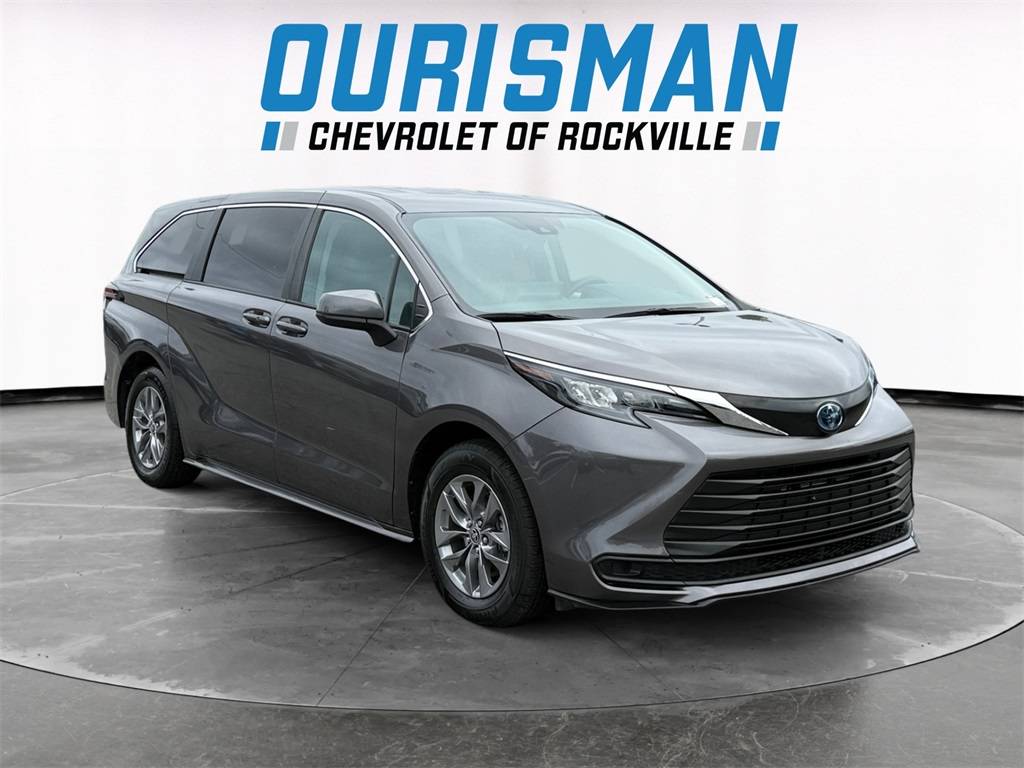 2024 Toyota Sienna LE — Minivan — 10,188 mi — Rockville, MD