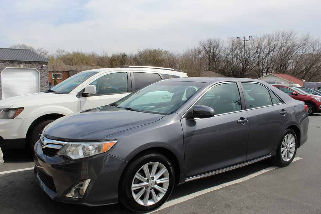 2014 Toyota Camry XLE — Sedan — 120,838 mi — Graham, NC