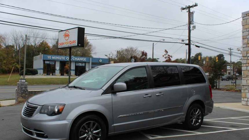 2015 Chrysler Town & Country S — Minivan — 103,294 mi — Graham, NC