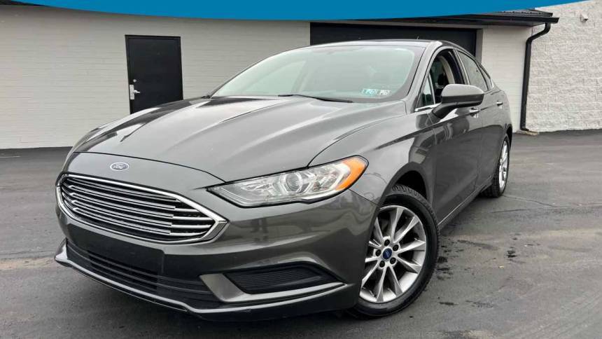 2017 Ford Fusion SE — Sedan — 84,767 mi — Canton, OH