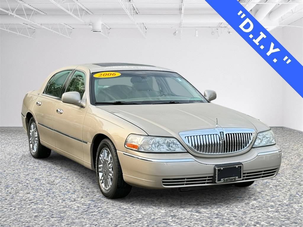 2006 Lincoln Town Car Signature Limited — Sedan — 127,886 mi — Warrenton, VA