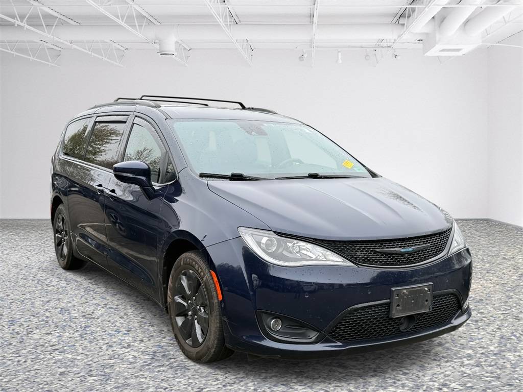 2020 Chrysler Pacifica Hybrid Limited — Minivan — 115,251 mi — Warrenton, VA